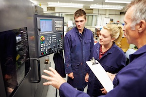 Free Hiring and Training Resources for Manufacturers